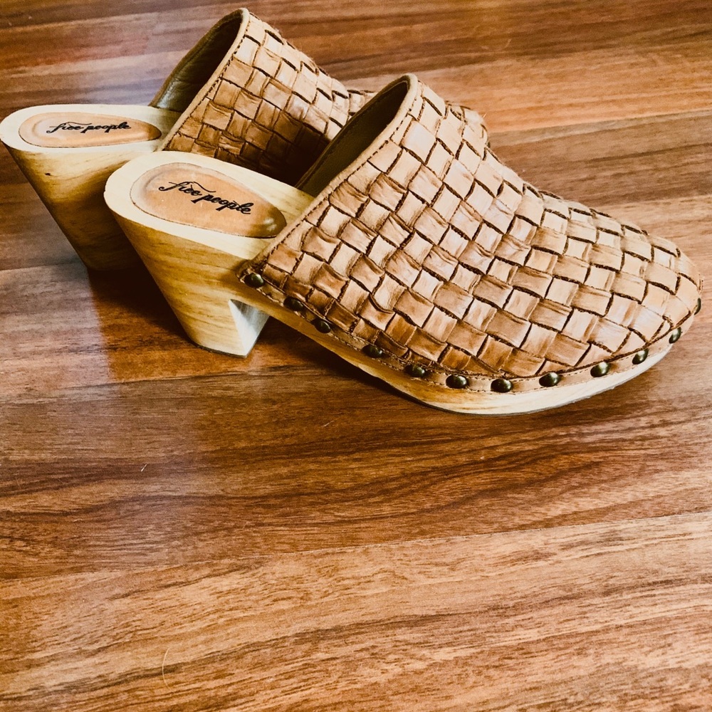 Free People Adelaide Clogs